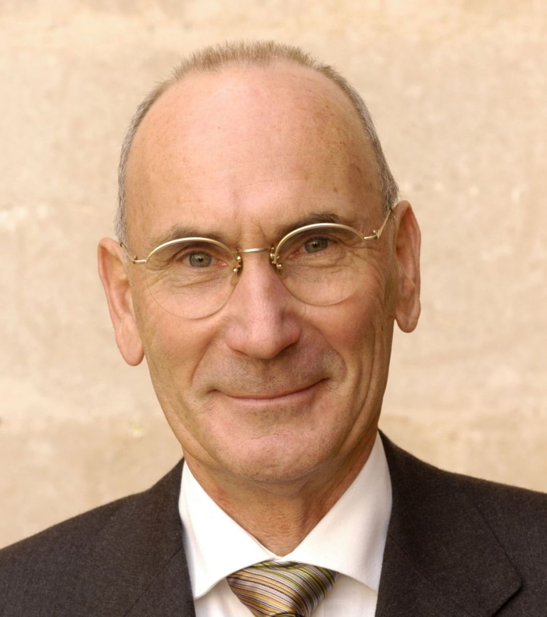 Dr. Jochen Martin